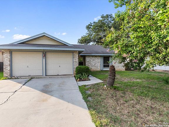 3rd image of 509 Pecan Dr