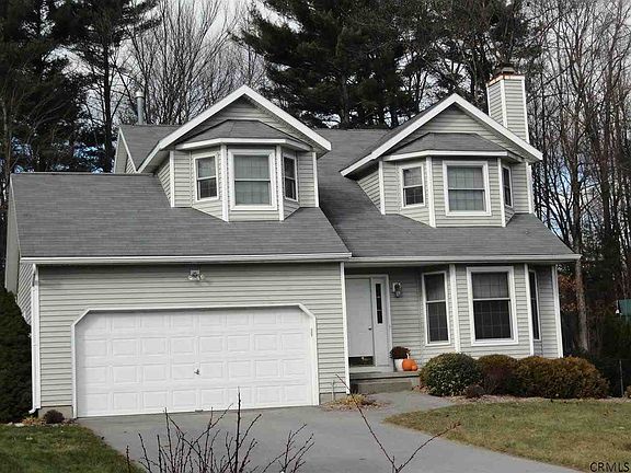 4th image of 37 Fairmount Dr