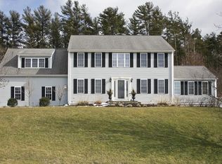 8 Edward Dr, Pembroke, MA 02359
