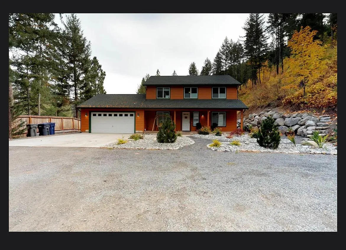 3893 Old Blewett Rd — Photo 2