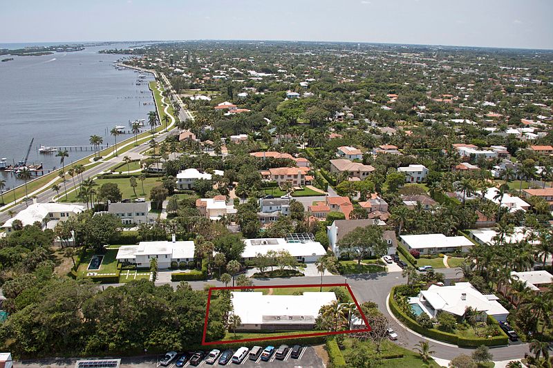 1st image of 115 Russlyn Dr