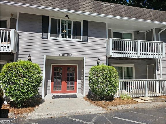 3rd image of 3142 Reeves St SE