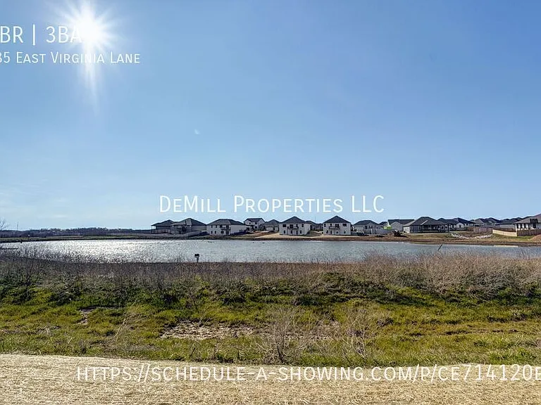 885 E Virginia Ln — Photo 4