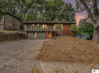 902 Kohl Rd, Bellevue, NE 68005