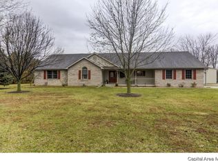 10346 Bell Fountain Rd, Dawson, IL 62520