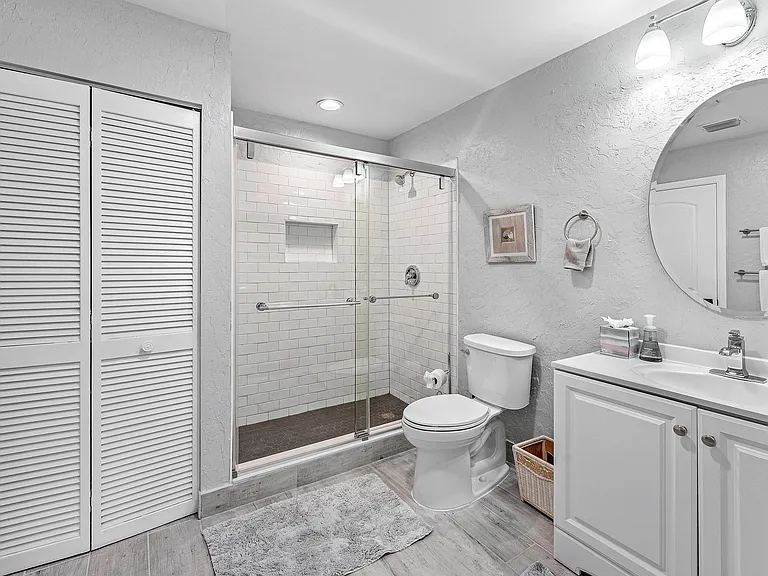 858 Windermere Way — Photo 21