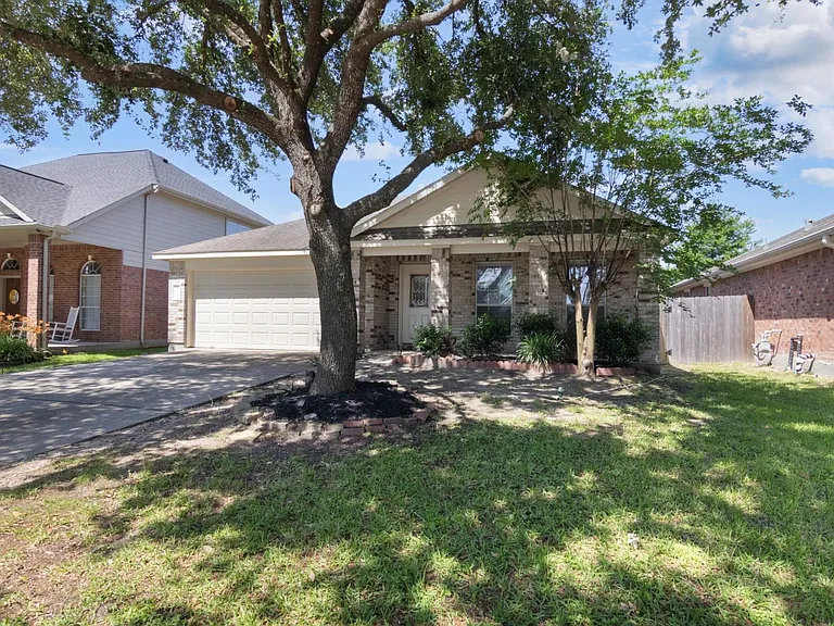 32350 Cross Spring Park Ln — Photo 3