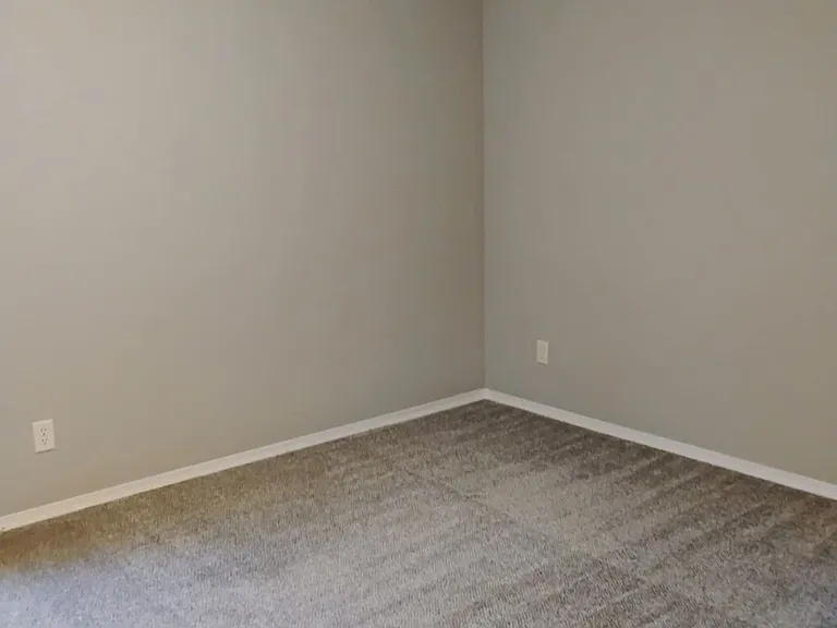 1818 N Nickelton Ct — Photo 14