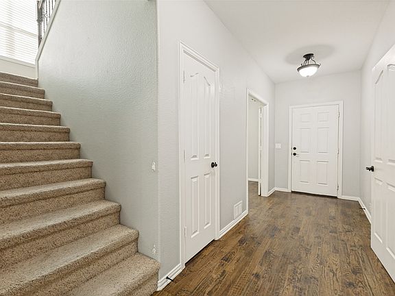 4th image of 7400 Todd Cir