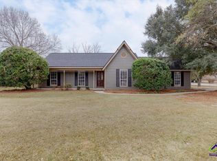 102 Sleepy Ln, Warner Robins, GA 31088