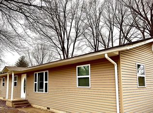 1826 Harrison St, Seneca, MO 64865