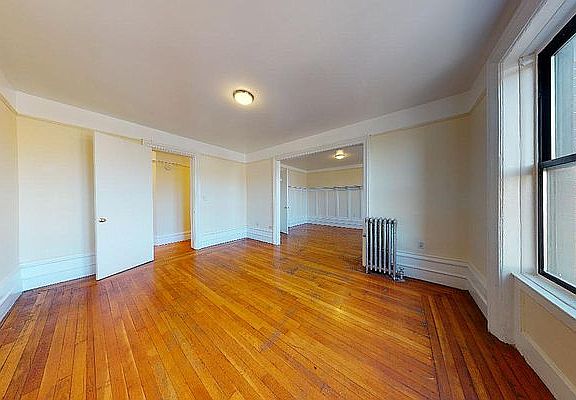 2nd image of 600 W 146th St #61A