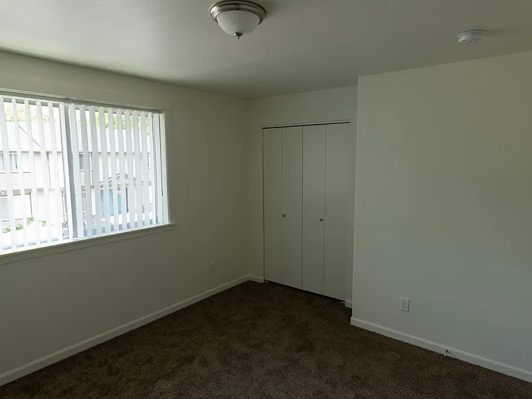 Lebanon City Townhomes — Photo 18
