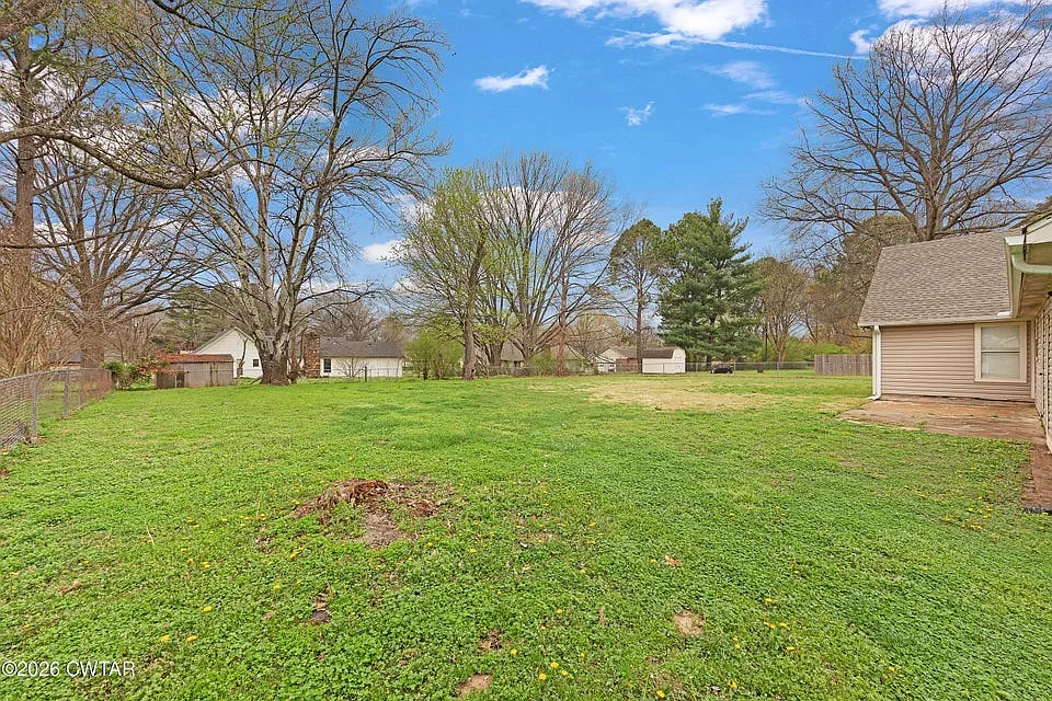 3 bed, 1632 sqft, $2,100 — Photo 4