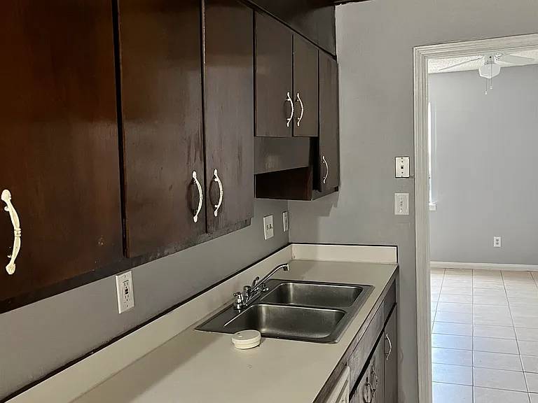 6354 Shannon Pkwy #9E — Photo 13