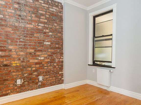 3rd image of 202 E 13th St APT 4D
