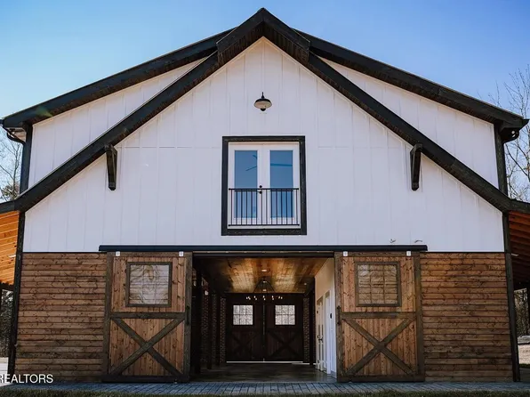 1144 Wooddale Church Rd, Straw Plains, TN 37871