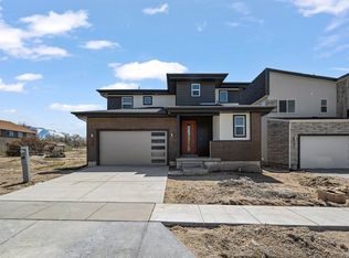 257 E Cedar Mill Ln, Sandy, UT 84070