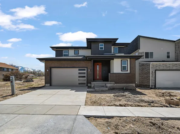 257 E Cedar Mill Ln, Sandy, UT 84070