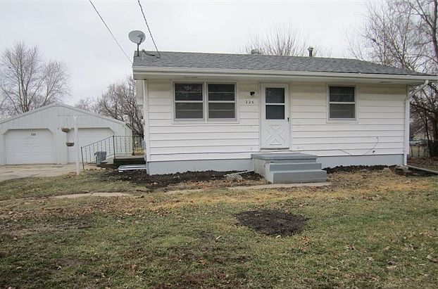 1st image of 225 Ashworth Dr