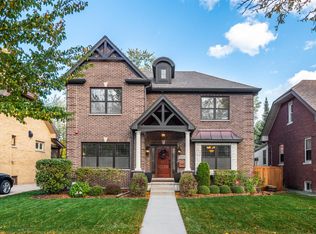 1605 Courtland Ave, Park Ridge, IL 60068