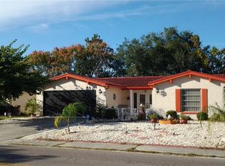 8321 Fox Hollow Dr, Port Richey, FL 34668