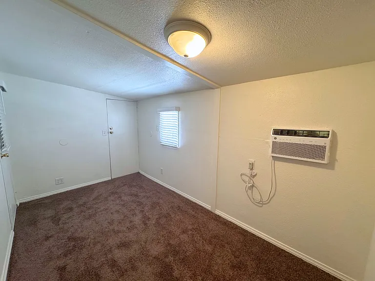 70210 Highway 111 #41 — Photo 10