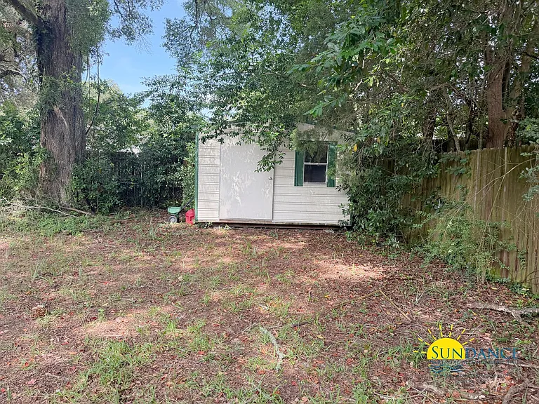 219 Pilgrim Ave — Photo 22
