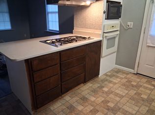 2909 NW 22nd St, Fort Worth, TX 76106