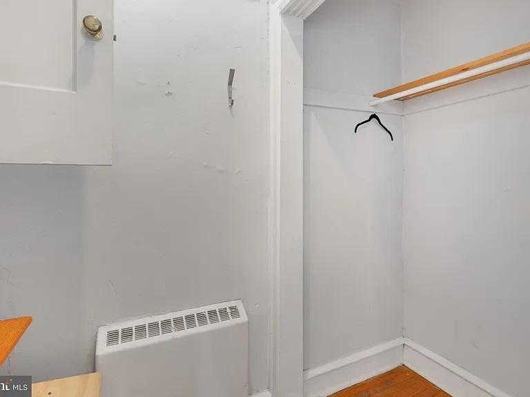 707 W Girard Ave #2F — Photo 28