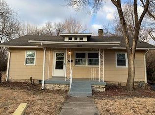 1320 E 81st St, Kansas City, MO 64131