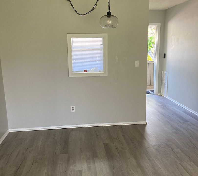 2nd image of 642 17th St