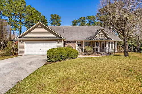3338 Pinewood Dr Photo 1