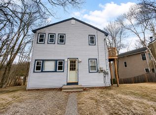 47 Lakeside Ave, Webster, MA 01570