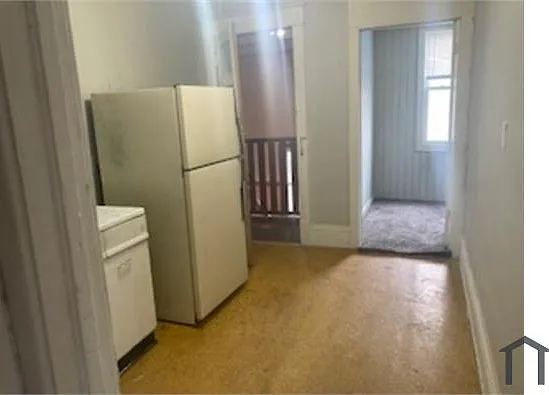 2 bed, $850 — Photo 1