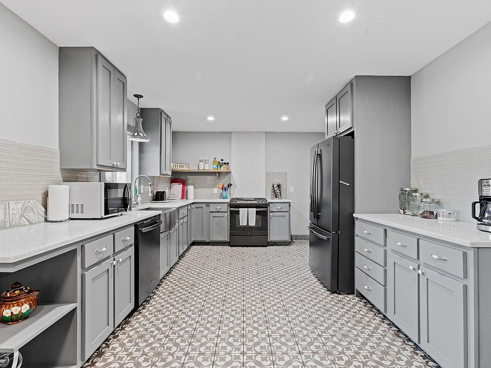 1102 Nolte Dr, Dallas, TX 75208 Zillow