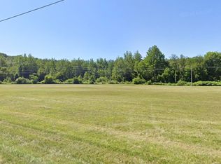 22 Morse Rd, Bennington, VT 05201