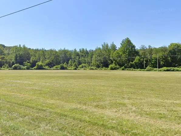 22 Morse Road, Bennington, VT 05201