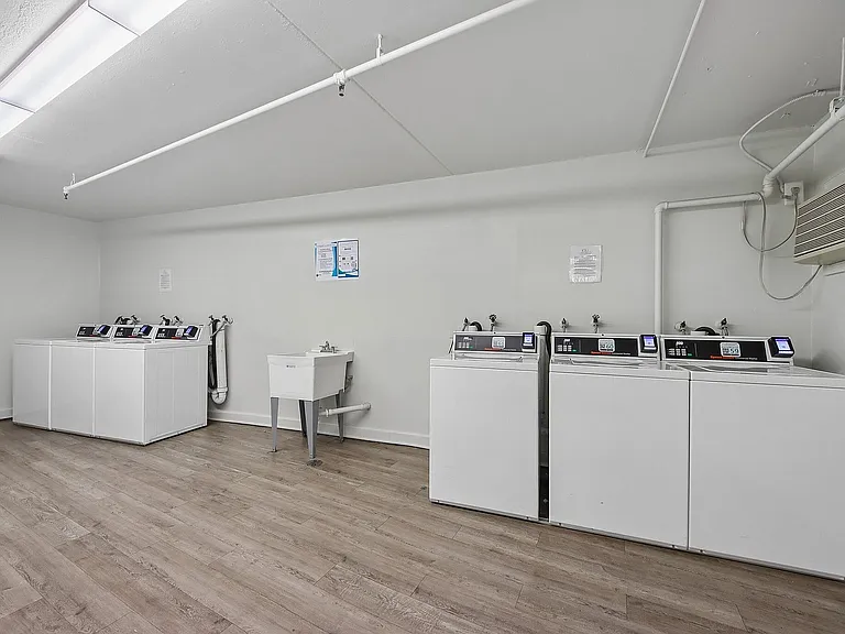 Modern laundry room