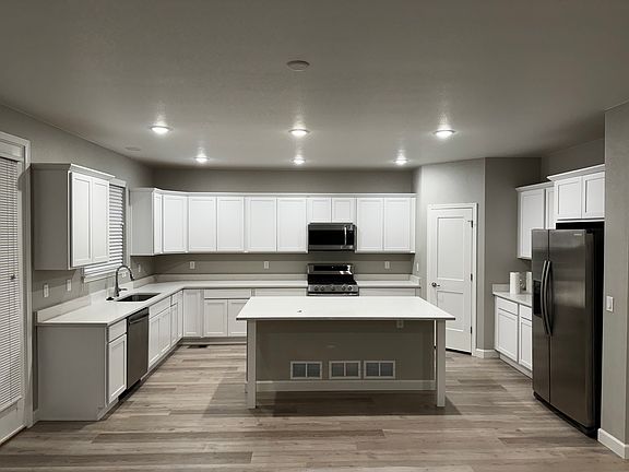 Tons of storage, plus walk in pantry