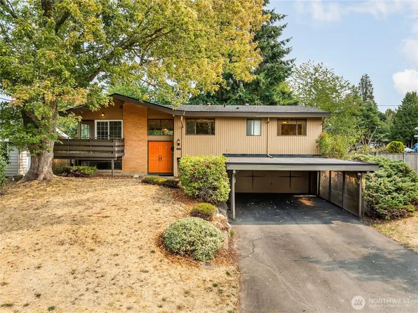 22527 87th Place W, Edmonds, WA 98026