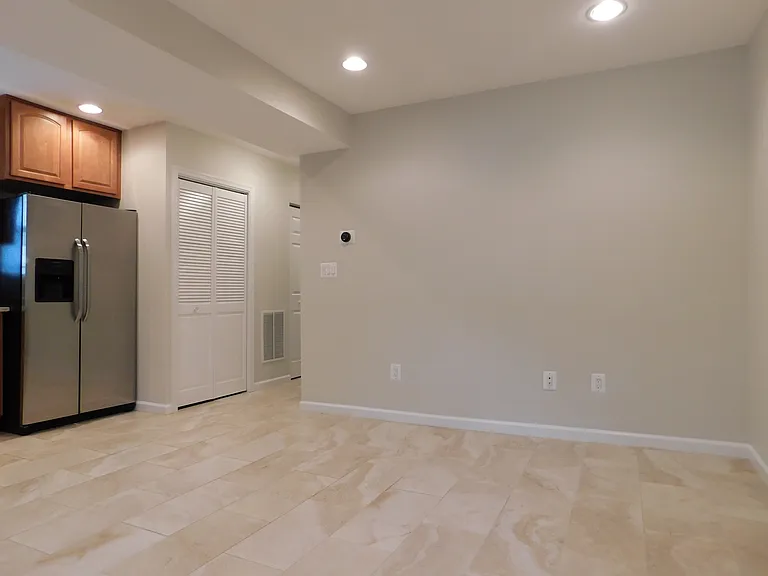 308 Webster St NW #2 — Photo 16