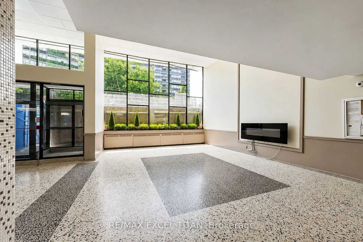 2 bed, $2,150 — Photo 4