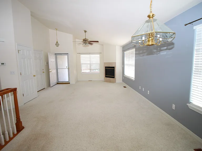 1175 Hill Mesa Ct — Photo 2