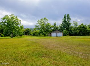 160-160B Johnny Parker Rd, Jacksonville, NC 28540