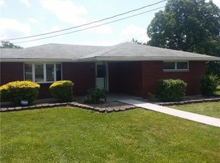 126 Oglevee Ln, Connellsville, PA