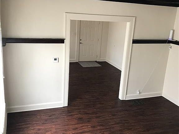 4th image of 272 Parkview Ave