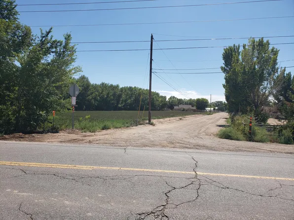 Rivendell Ln, Los Lunas, NM 87031