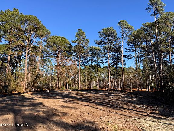 2nd image of 45 Beckett Ridge