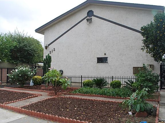 3rd image of 212 W Linden Ave